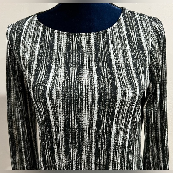 Bcbgmaxazira Black and White Batik Long Sleeve Mini Dress slinky size S - Picture 3 of 14